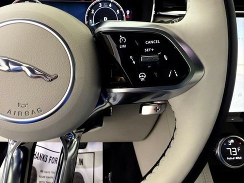 Certified 2026 Jaguar F-PACE R-Dynamic S AWD/4WD image 18