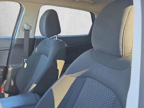 Used 2023 Kia Sportage LX image 15