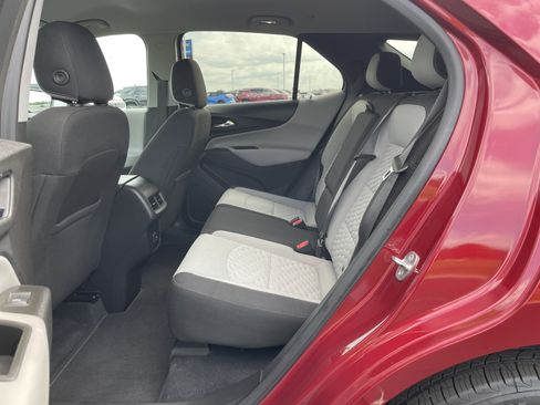 Used 2021 Chevrolet Equinox LT AWD/4WD image 21