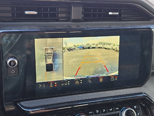 Used 2024 GMC Sierra 1500 AT4 w/ Technology Package AWD/4WD image 16