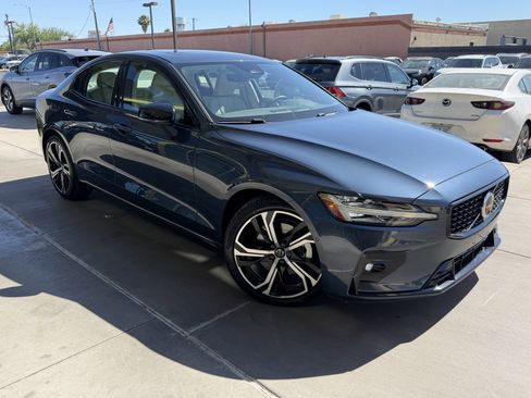 Used 2025 Volvo S60 B5 Plus w/ Climate Package FWD image 6