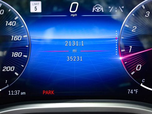 Used 2022 Mercedes-Benz SL 55 AMG 4MATIC image 59