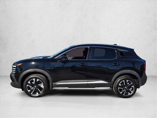 Certified 2025 Nissan Kicks SR FWD image 9