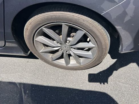 Used 2020 Honda Civic EX image 22