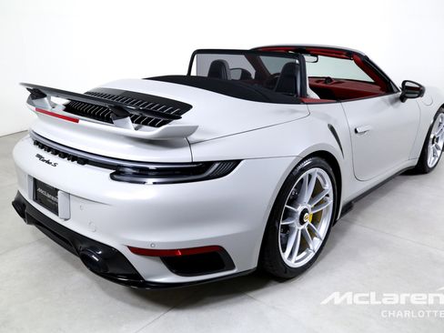 Used 2022 Porsche 911 Turbo S image 9