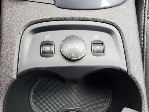 Used 2013 Ford Focus Titanium FWD image 18