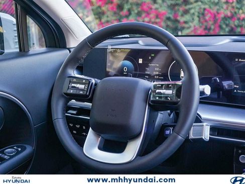 New 2026 Hyundai Ioniq 9 SE AWD/4WD image 17
