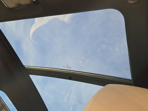 Used 2022 BMW X5 xDrive40i w/ Premium Package image 15