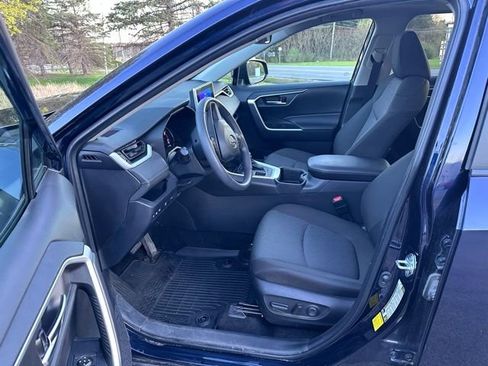 Used 2023 Toyota RAV4 XLE w/ Convenience Package AWD/4WD image 12