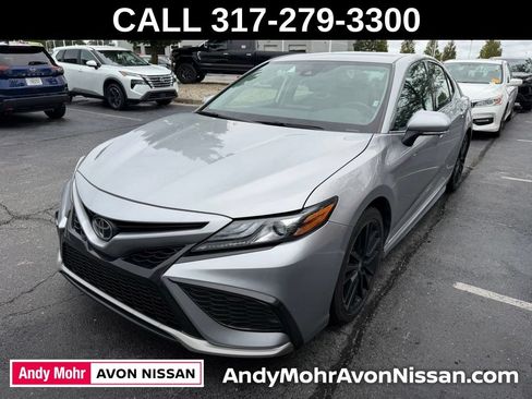 Used 2024 Toyota Camry XSE FWD image 3