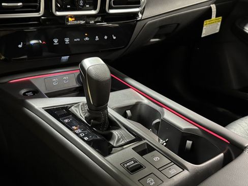 New 2026 Nissan Sentra SV w/ SV Convenience Package FWD image 15