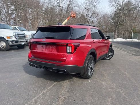 New 2026 Ford Explorer ST-Line w/ ST-Line Street Pack image 5