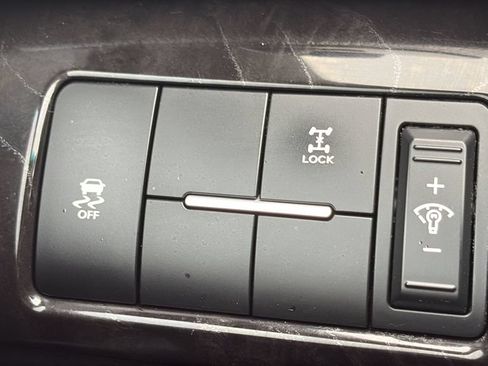 Used 2015 Kia Sorento LX AWD/4WD image 18