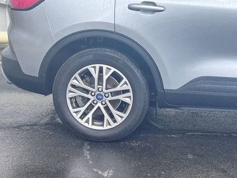 Used 2022 Ford Escape SEL image 20