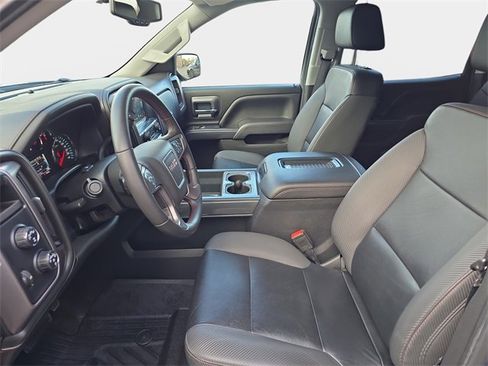 Used 2018 GMC Sierra 1500 SLT w/ All Terrain X Package image 17