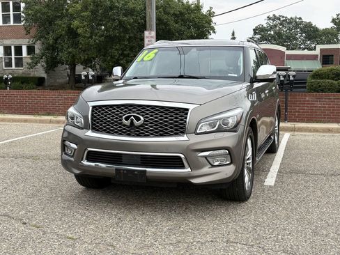 Used 2016 INFINITI QX80 4WD w/ Deluxe Technology Package image 5