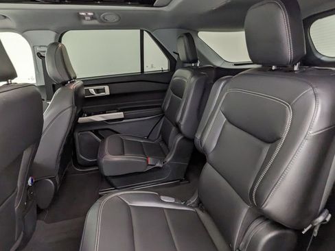 Certified 2023 Ford Explorer XLT w/ Equipment Group 202A image 37