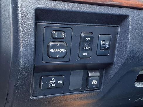 Used 2017 Toyota Tundra Limited image 14