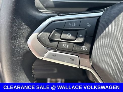 Certified 2023 Volkswagen Tiguan SE R-Line FWD image 24