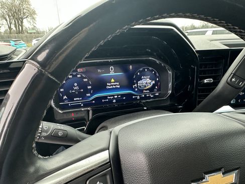 Used 2024 Chevrolet Silverado 2500 LTZ image 17