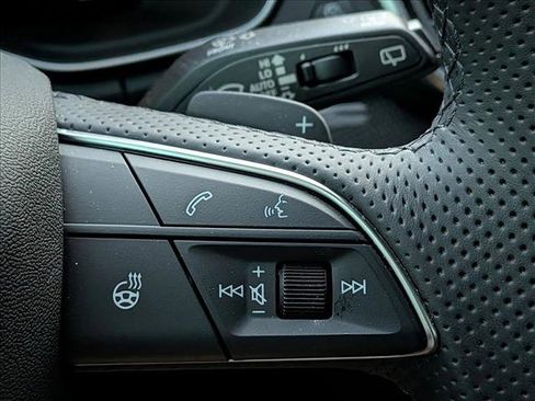 Certified 2025 Audi SQ5 Premium Plus image 11