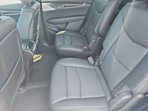 Used 2025 Cadillac XT6 Sport w/ LPO, Floor Liner Package image 16