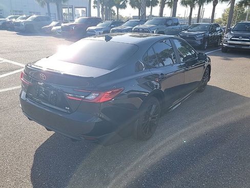 Certified 2025 Toyota Camry SE image 3