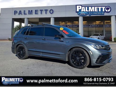 Used 2022 Volkswagen Tiguan SE R-Line image 1