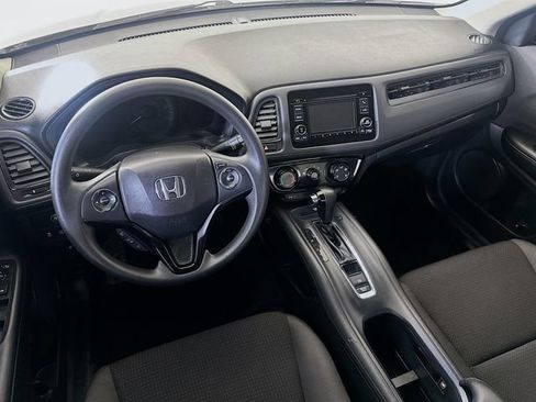 Certified 2022 Honda HR-V LX image 27
