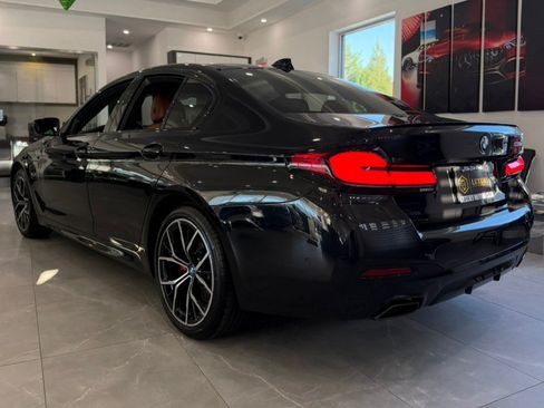 Used 2023 BMW 530e w/ M Sport Package RWD image 5