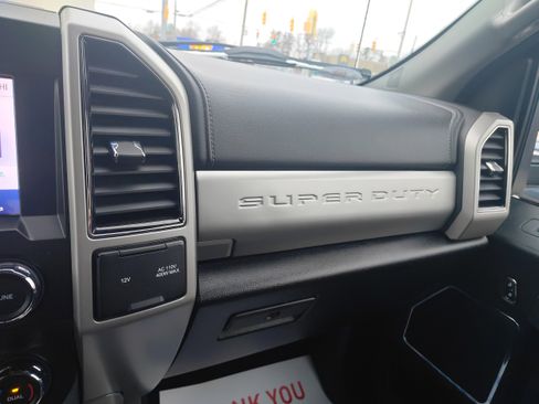 Used 2021 Ford F250 Lariat image 17