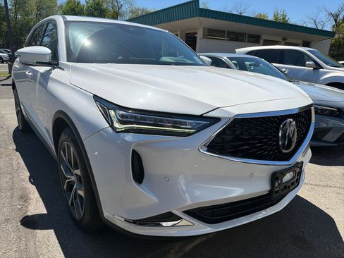 Used 2024 Acura MDX SH-AWD w/ Technology Package image 3