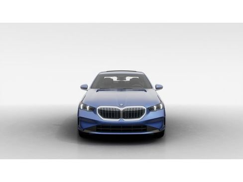 New 2027 BMW 530i w/ Premium Package RWD image 3
