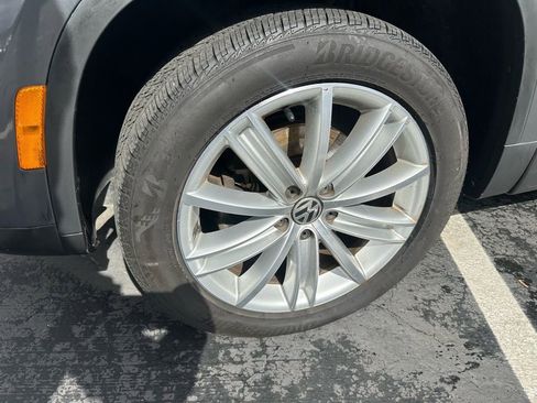 Used 2012 Volkswagen Tiguan SE image 7