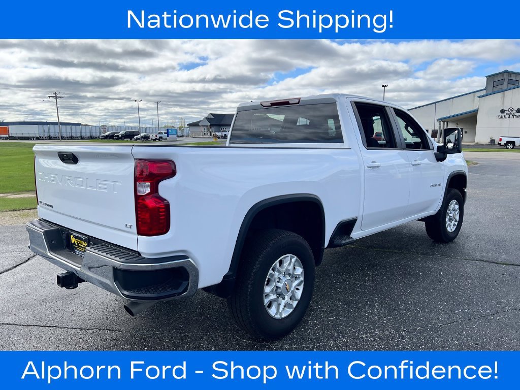 Used 2025 Chevrolet Silverado 2500 LT AWD/4WD image 3