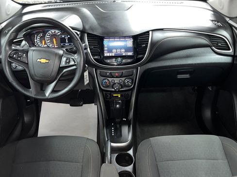 Used 2021 Chevrolet Trax LS w/ Tint and Cruise Package image 15