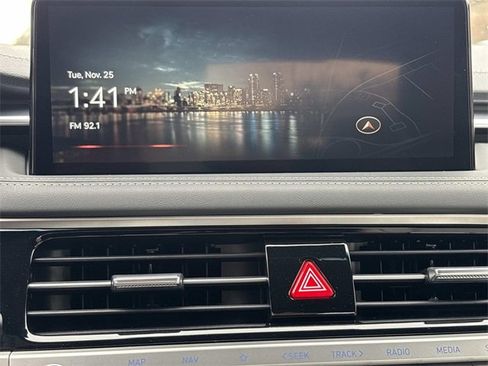 Used 2025 Genesis G70 3.3T Advanced w/ Sport Prestige Package image 17