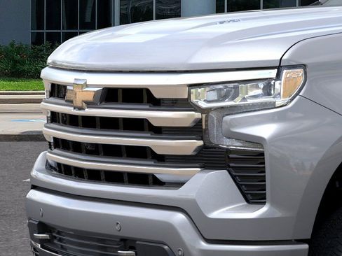 New 2026 Chevrolet Silverado 1500 High Country AWD/4WD image 13