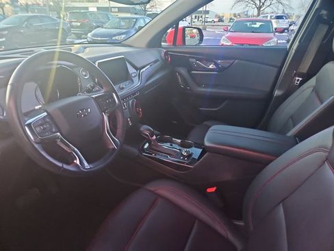 Used 2022 Chevrolet Blazer RS w/ Enhanced Convenience Package image 9