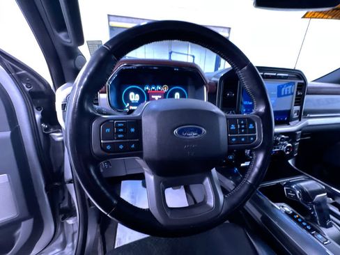 Used 2022 Ford F150 Lariat image 15