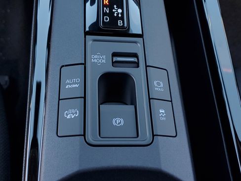 New 2026 Toyota Prius Plug-In Hybrid image 27