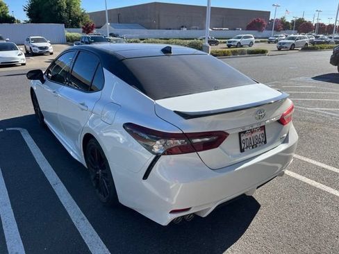 Used 2023 Toyota Camry XSE FWD image 7
