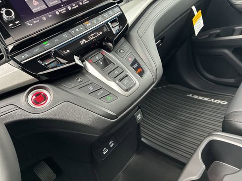 New 2026 Honda Odyssey EX-L image 18