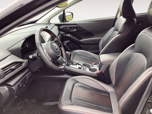 Certified 2024 Subaru Crosstrek 2.5i Limited w/ Crosstrek Mirror Package image 9