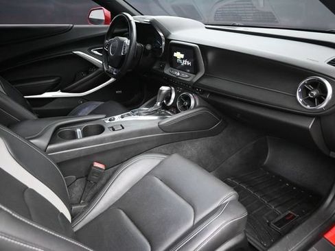 Used 2018 Chevrolet Camaro SS w/ Redline Edition RWD image 16