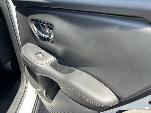 Used 2024 Honda HR-V Sport image 19