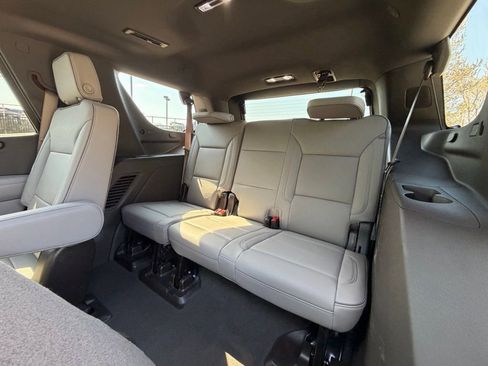 Used 2025 GMC Yukon Elevation w/ Elevation Premium Package image 28