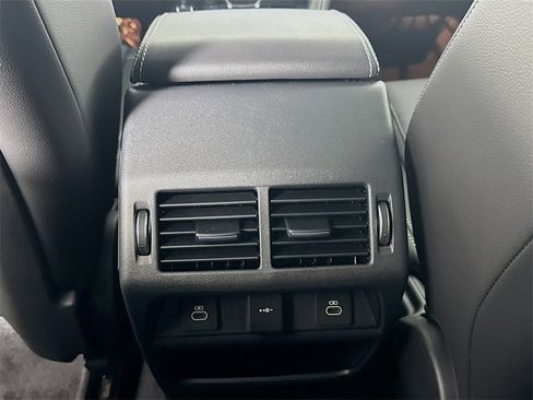 New 2024 Jaguar E-PACE R-Dynamic SE image 25