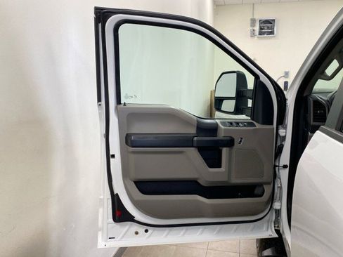 Certified 2022 Ford F350 XL w/ STX Appearance Package image 9