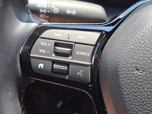 Used 2025 Honda HR-V Sport image 16